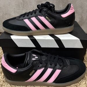 Adidas Men’s Samba Messi Black / Pink Shoes Size 9.5
